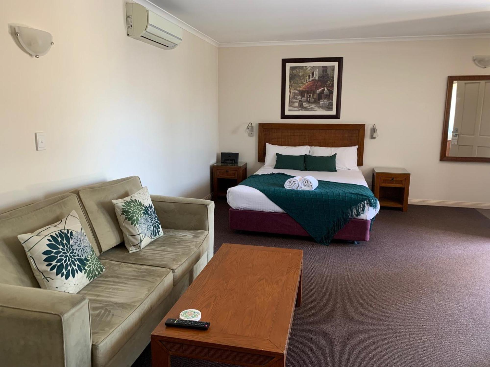 Armidale Pines Motel Экстерьер фото